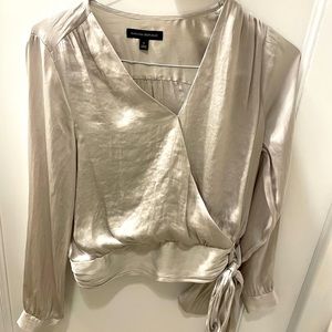 Banana Republic wrap top like new!